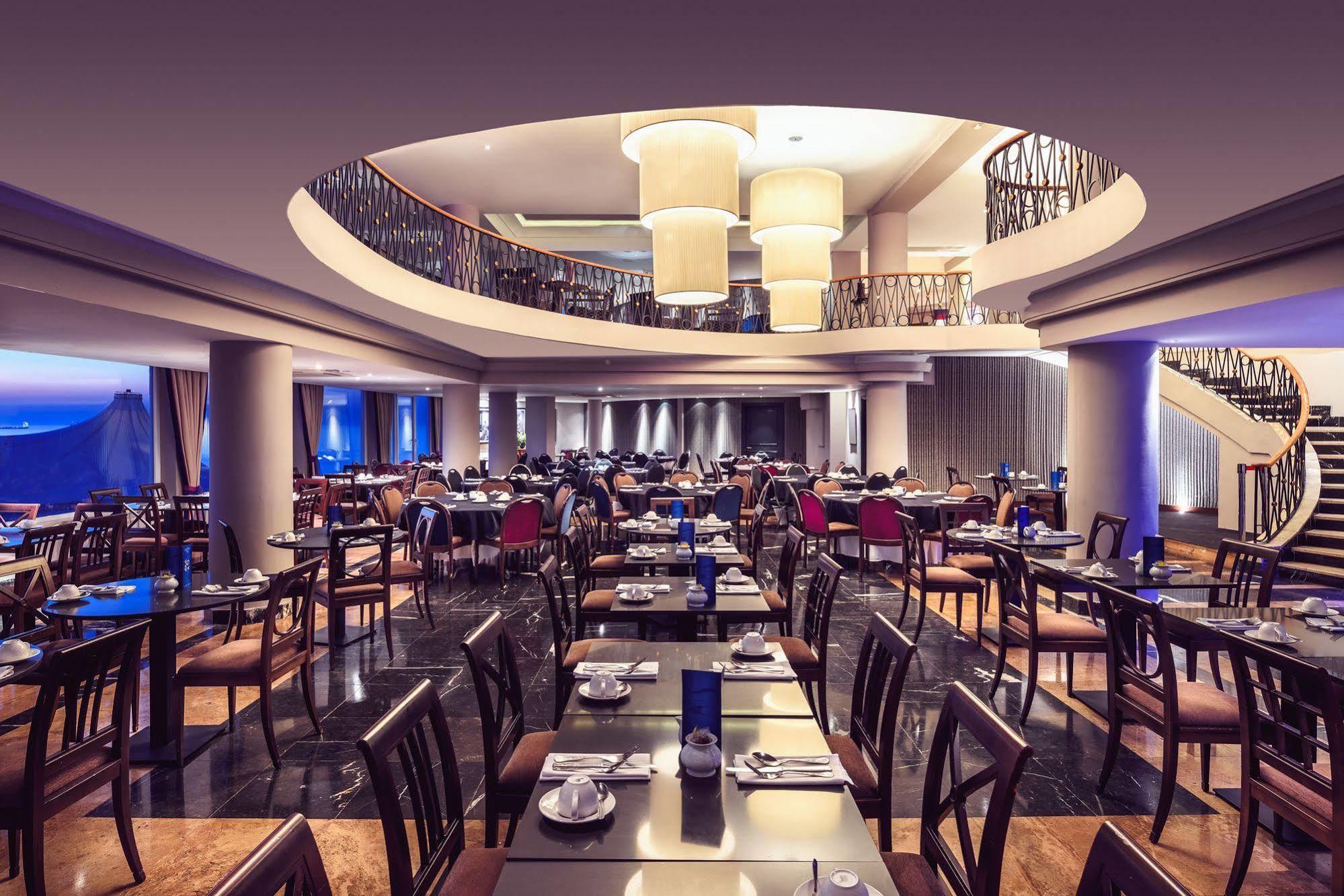 The Caleta Hotel Health, Beauty & Conference Centre Gibraltar Exterior foto